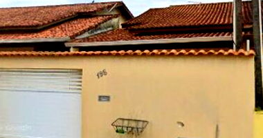 Casa Padrão Ocupada com 1 Vaga em Peruíbe