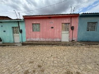 Casa com 2 quartos, 1 banheiro, 2 salas e cozinha, 73,72m² construída