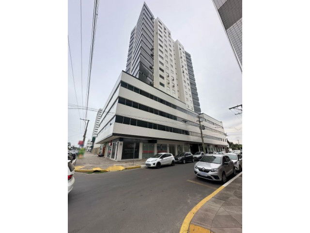 Box de garagem 18,02m² no Ed. Residencial Firenze, desocupado