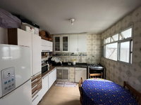 Apartamento térreo com 3 quartos e vaga de garagem