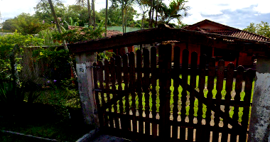 Terreno com casa 300m², 1 quarto, Cananéia/SP