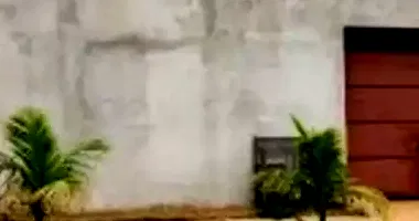 Casa com 3 quartos, 2 banheiros, 1 vaga, 100,68m² construída, imóvel ocupado