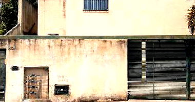 Casa com 2 Quartos e Área Privativa em Ribeirão das Neves