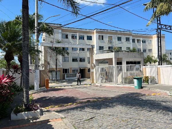 Apartamento com 2 quartos em Campos dos Goytacazes