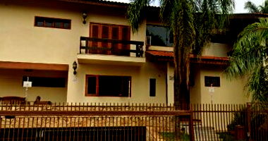 Casa espaçosa com 675,50m² em Jardim Bongiovani