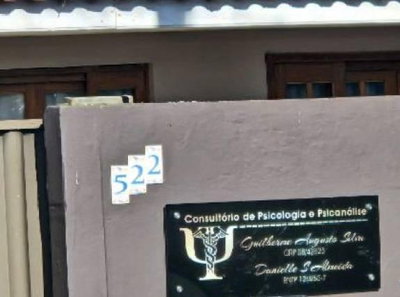 Casa com 6 suítes e 329m² em São José dos Pinhais