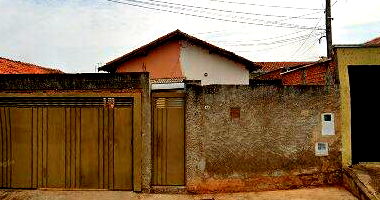 Casa com 2 quartos e área construída de 138,37m²