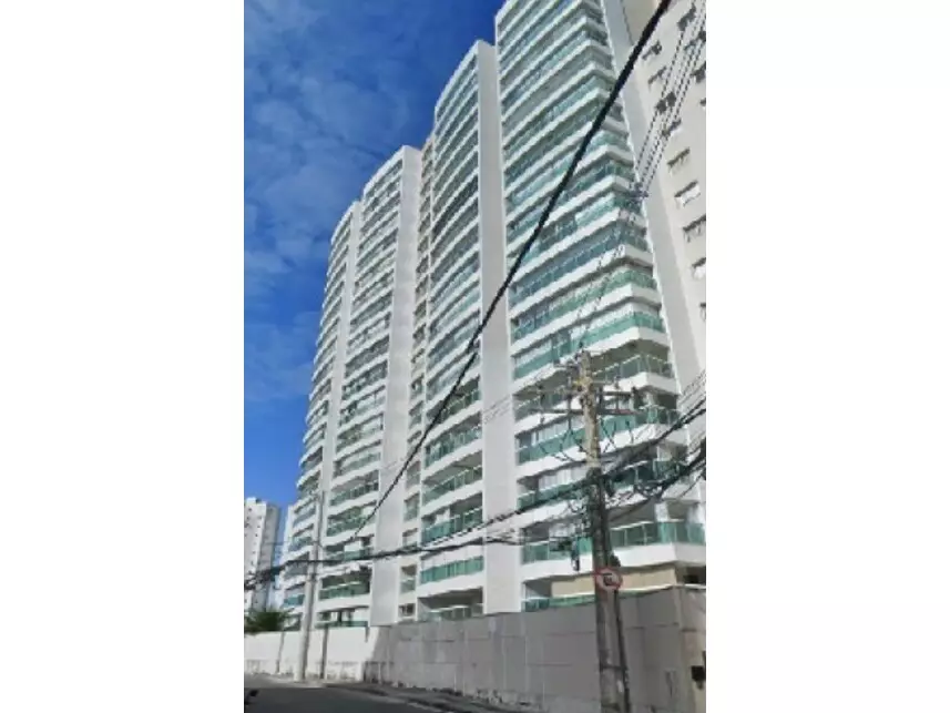 Apartamento com 2 vagas em leilão no Rio Vermelho, Salvador