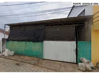 Galpão aberto com 390m² em terreno de 394m²