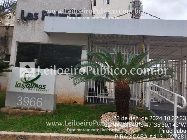 Apartamento 2 quartos, 1 banheiro, 1 vaga, 97,88m² total