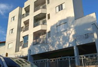 Apartamento com 2 quartos, 1 banheiro e 2 vagas de garagem