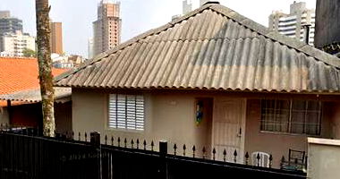 Casa com 3 quartos, 214m² construída, 328m² terreno, desocupada