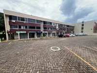 Loja comercial com 27,57 m², desocupada, ideal para investimento