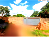 Terreno com benfeitorias de 81m² ocupado, 360m² total