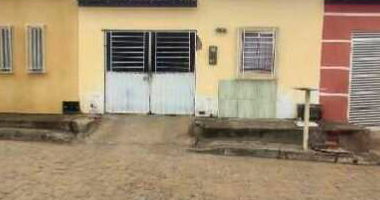 Casa com 2 quartos, 1 banheiro, 57,7m² área privativa, 1 vaga