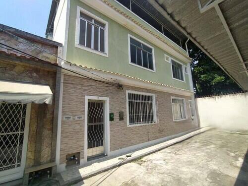 Apartamento com 2 quartos e 3 banheiros, 58m²