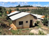 Casa Padrão com 1 Vaga, 32m² Construídos e Ocupada