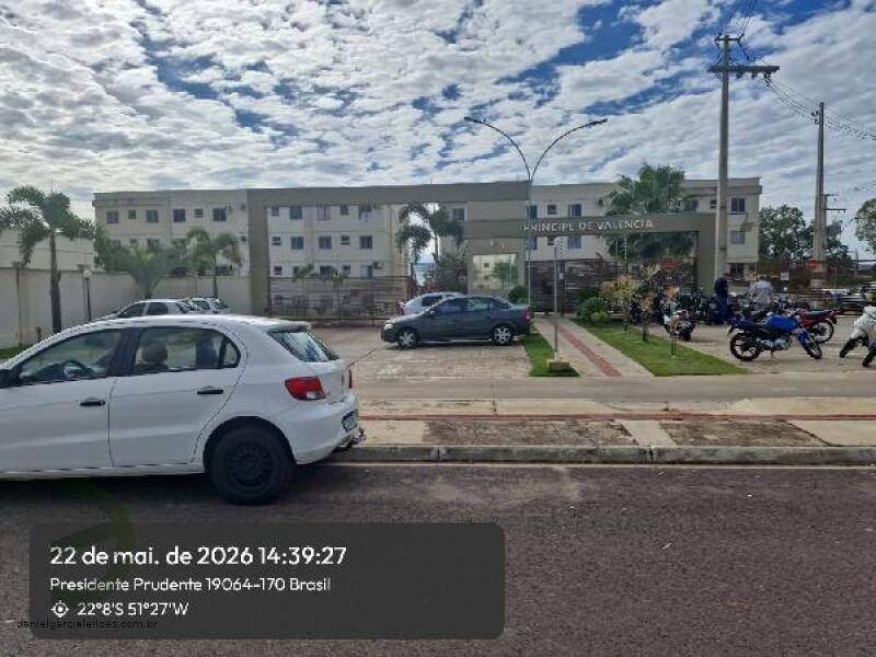 Apartamento com 2 quartos e vaga de garagem em Presidente Prudente