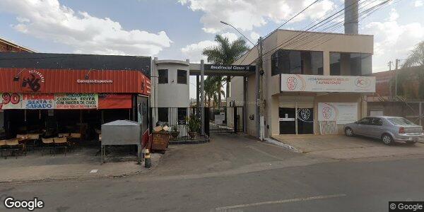 Direitos do imóvel residencial com 4 suítes e área total de 799,50m²