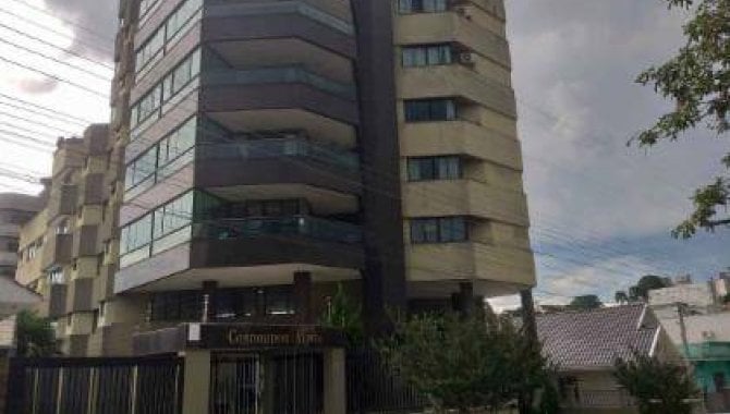 Apartamento Padrão com 3 Quartos em Lages, SC