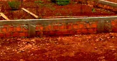 Terreno com Construção Abandonada em Ivaiporã/PR