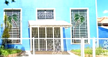 Imóvel Comercial com 300m² de Terreno e 65m² Construídos