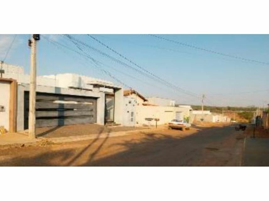 Casa Ocupada no Setor Sul com 246,80m²