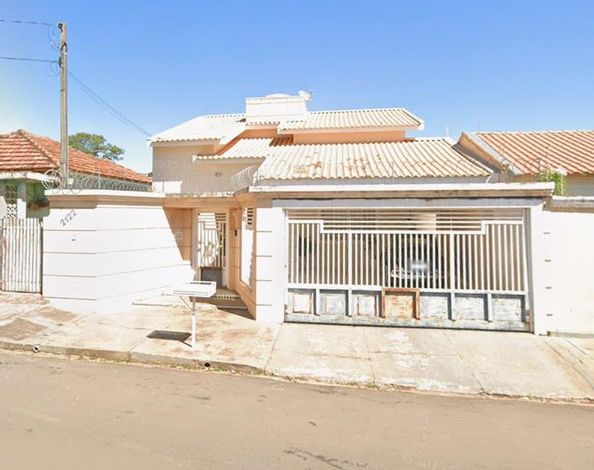 Casa 330m² Ocupada no Centro de Mirandópolis/SP