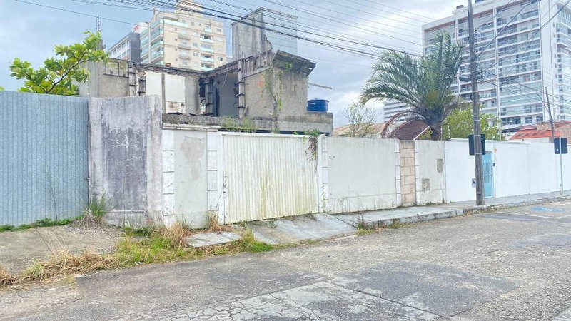 Lote residencial com 360m² em Palhoça/SC