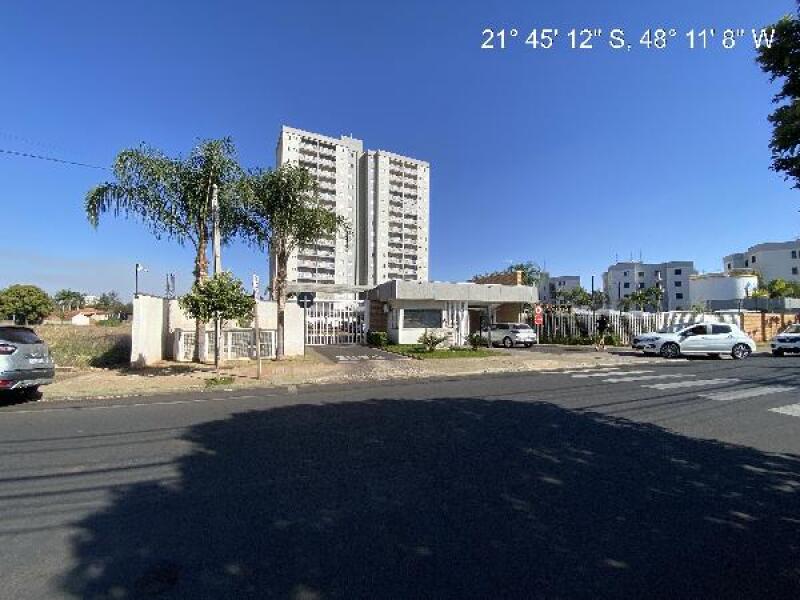 Apartamento com 2 quartos em Araraquara/SP