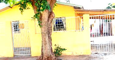 Casa com 3 quartos, 1 banheiro, 1 vaga e 52m² construída