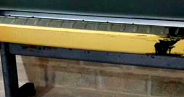 Impressora Plotter HP Designjet T610 em Estado de Uso