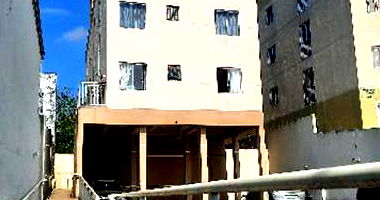 Apartamento com 3 quartos em Colombo, PR