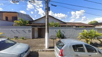 Casa padrão 4 quartos 4 banheiros 1 vaga ocupada 163m²