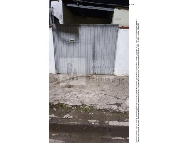 Terreno com 9 residências em São Paulo - Oportunidade Única!