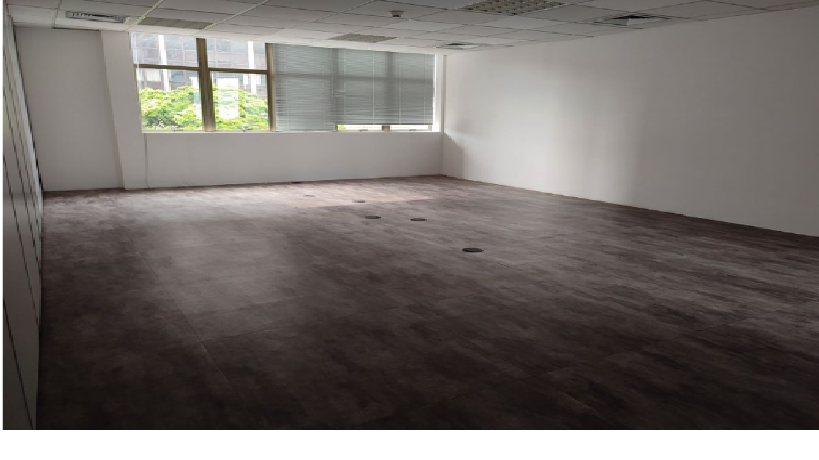 Sobreloja Comercial de 742m² no Luxemburgo