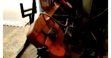 Serra Fita equipada com esteira Franho