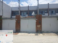 Casa com 2 quartos, 1 banheiro e 1 vaga de garagem