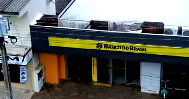 Prédio Comercial com Locação Garantida