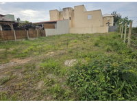 Terreno de 300m² em Itapirubá, sem benfeitorias