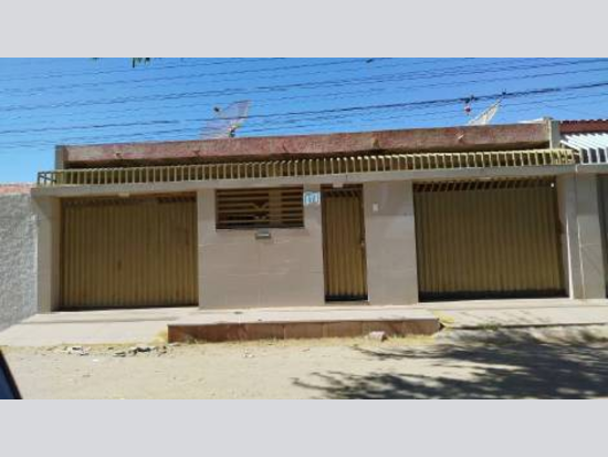 Casa Ocupada com 163m² e 1 Vaga
