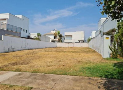 Terreno de 364,47 m² em Alphaville Cuiabá II