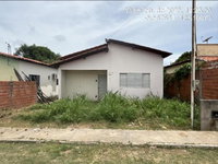 Casa com 2 Quartos e Varanda em Vila Rica