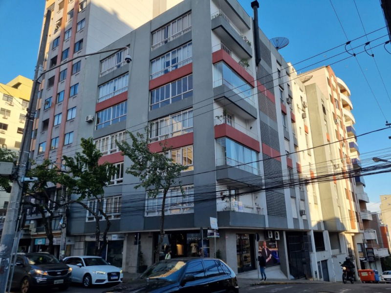 Apartamento 502 com 4 dormitórios e box em Passo Fundo
