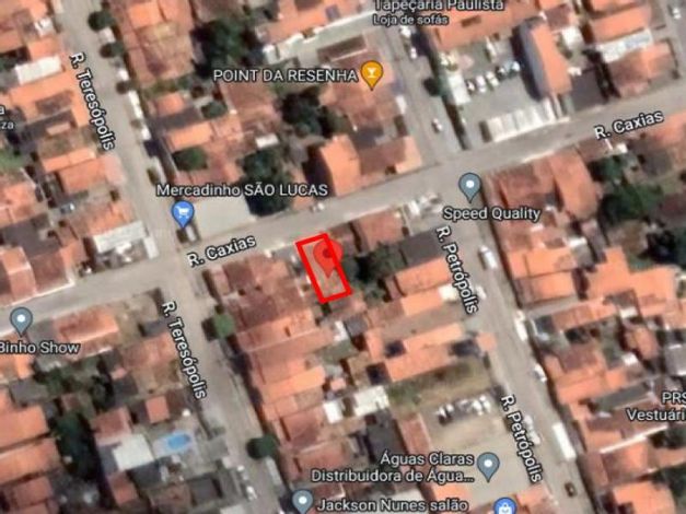 Casa com 2 quartos, 1 vaga, 140m² construídos