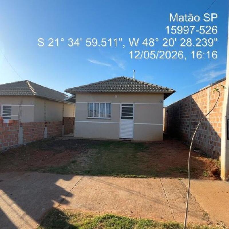 Casa com 2 Quartos e 2 Vagas em Matão/SP