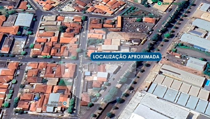 Terreno com 63 m² e 50 m² construídos, ideal para investimento
