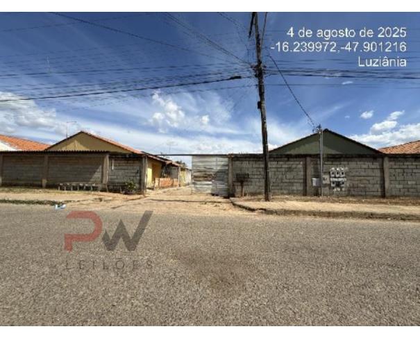 Casa em Condomínio com 2 Quartos em Luziânia/GO