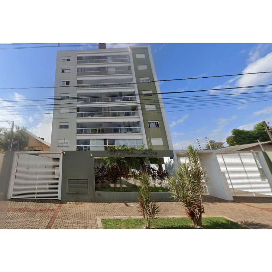 Apartamento Desocupado com 3 Dormitórios e 2 Vagas em Cascavel