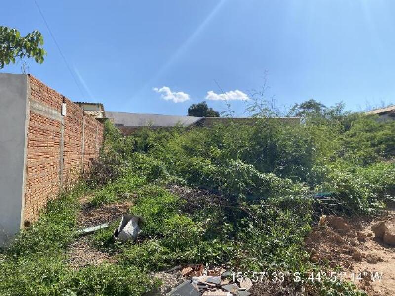 Casa com 2 quartos e 180m²